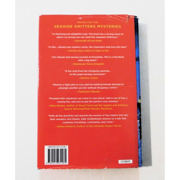 A Holiday Yarn By Sally Goldenbaum 2010 Seaside Knitters Mystery Series HBDJ - Picture 2 of 7